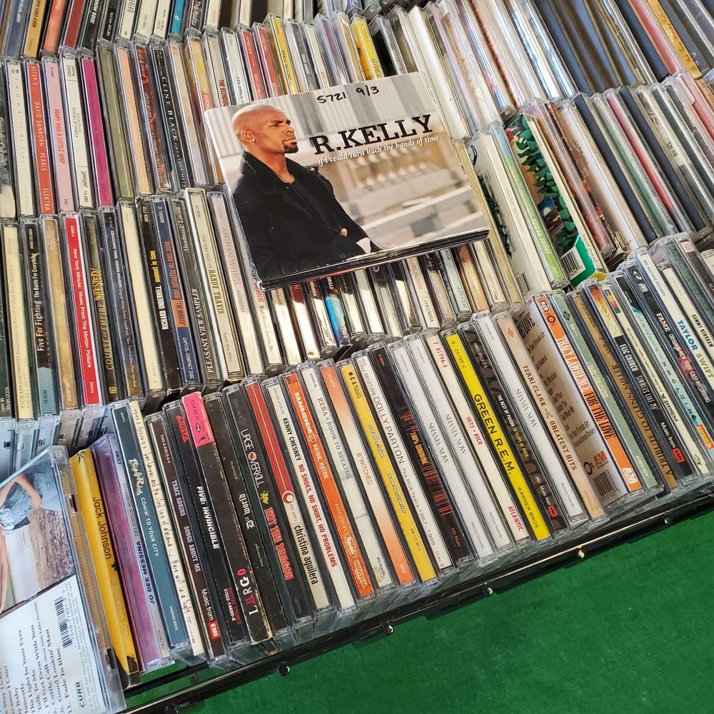 Gameroom - Lol a little R. Kelly sitting on top. Someone was trying to stir up some drama, aye? - Video Game Stores Near Me - Omaha, Nebraska Gameroom - Lol a little R. Kelly sitting on top. Someone was trying to stir up some drama, aye? - Video Game Stores Near Me - Omaha, Nebraska