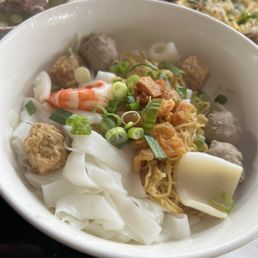 Hu tieu mi trieu chau Hu tieu mi trieu chau