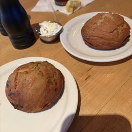 Complementary muffins Complementary muffins