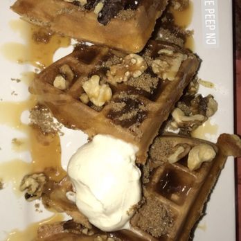 Le Peep - Le Salted Caramel Waffle - Breakfast & Brunch Near Me - Edison, New Jersey Le Peep - Le Salted Caramel Waffle - Breakfast & Brunch Near Me - Edison, New Jersey