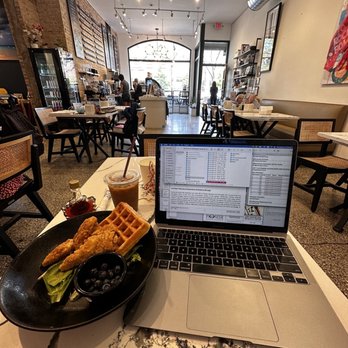 Central Cafe - Dining area and chicken and waffles - Coffee & Tea Near Me - Highland Park, Illinois Central Cafe - Dining area and chicken and waffles - Coffee & Tea Near Me - Highland Park, Illinois