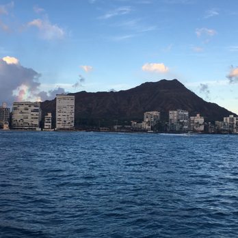 Na Hoku 3 - Rainbows! Great night to be out on the water - Boating Near Me - Honolulu, Hawaii
