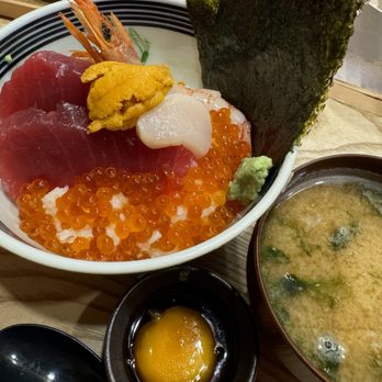 Totoya - Sushi Bars Near Me - Honolulu, Hawaii Totoya - Sushi Bars Near Me - Honolulu, Hawaii