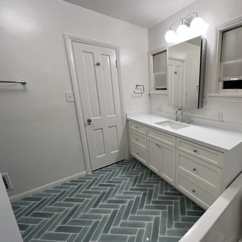 Master Cabinets Company - Vanity - Carpenters Near Me - Los Angeles, California Master Cabinets Company - Vanity - Carpenters Near Me - Los Angeles, California