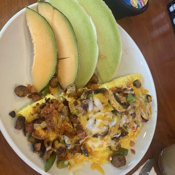 Dos Mundos Kitchen - Dos Mundos Omelet - Mexican Near Me - Upland, California Dos Mundos Kitchen - Dos Mundos Omelet - Mexican Near Me - Upland, California