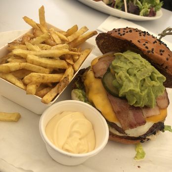 Bacoa - Burgers Near Me - Barcelona, B