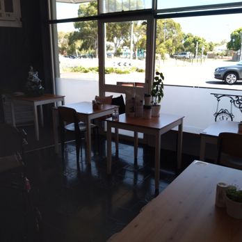 Platform 177 - Inside - Cafes Near Me - Williamstown, VIC