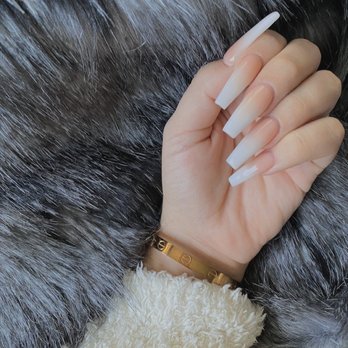 Be My Nails - French tip ombré, by Lisa - Nail Salons Near Me - Milpitas, California Be My Nails - French tip ombré, by Lisa - Nail Salons Near Me - Milpitas, California