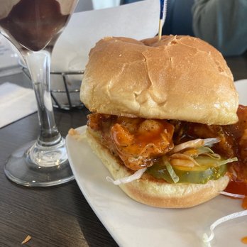 Laura's Bar And Grill - Hot honey chicken - American Near Me - Smithfield, Rhode Island
