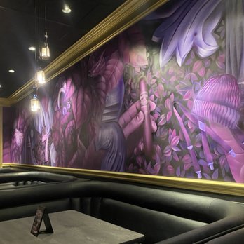 Mic Drop Comedy - Lounge area - Comedy Clubs Near Me - San Diego, California