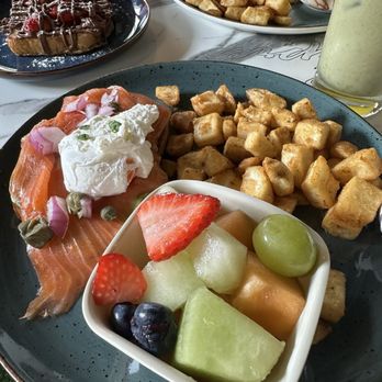 Siempre Restaurant - Breakfast & Brunch Near Me - Toronto, Ontario Siempre Restaurant - Breakfast & Brunch Near Me - Toronto, Ontario