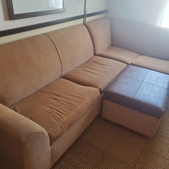Hyatt Place Santa Fe - Old room couches - Hotels Near Me - Santa Fe, New Mexico Hyatt Place Santa Fe - Old room couches - Hotels Near Me - Santa Fe, New Mexico