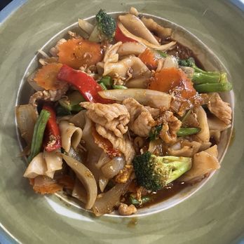 The Pho Bar - Drunken Noodles - Thai Near Me - Berlin, Connecticut