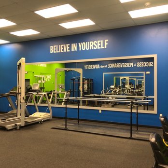 Split Second Fitness - Treadmills and parallel bars on the interior of the gym. - Gyms Near Me - New Orleans, Louisiana Split Second Fitness - Treadmills and parallel bars on the interior of the gym. - Gyms Near Me - New Orleans, Louisiana