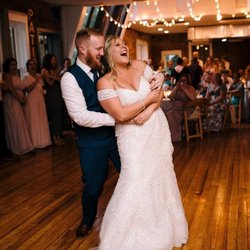 Colorado Wedding Productions - First dance, music provides by Carl and photography by Liz Osban