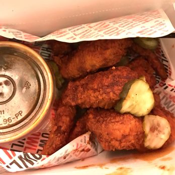 Howlin' Ray's - Wings in Medium with Collard Greens! - Southern Near Me - Los Angeles, California