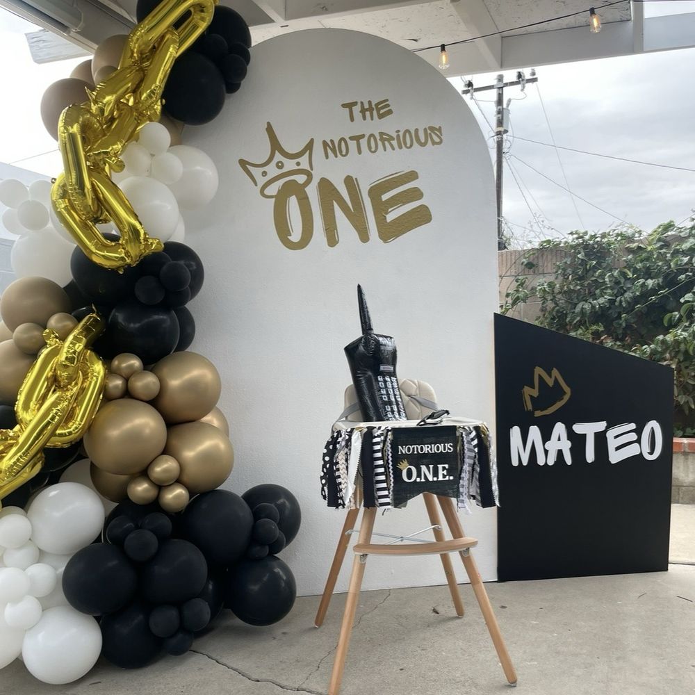 Little itty babes - Balloon Services Near Me Little itty babes - Balloon Services Near Me