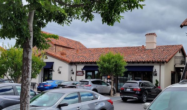 Local Kitchens by null