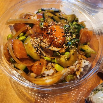 Poke-Yi - Salmon classic bowl - Sushi Bars Near Me - San Antonio, Texas Poke-Yi - Salmon classic bowl - Sushi Bars Near Me - San Antonio, Texas
