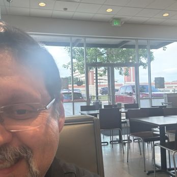 Salata - Nice ambiance. - Salad Near Me - San Antonio, Texas