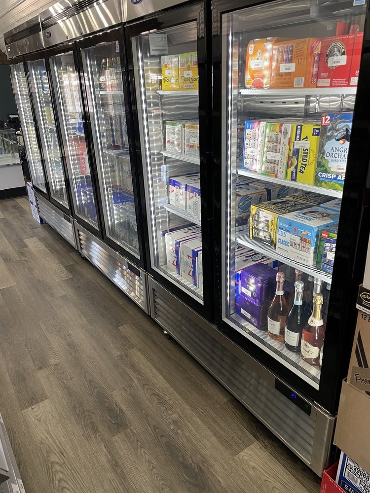 THE SAUCE Updated September 2024 13 Photos 120 E Cental, Leon