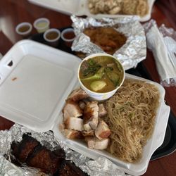Fiesta Kainan - Pancit with 2 entrees and skewer