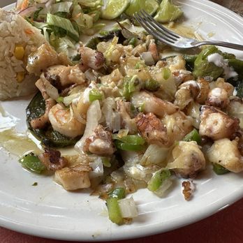 The Krazy Lobster - Shrimp, octopus, with potatoes, cheese and poblano. Perfection. - Seafood Near Me - Mahahual, ROO The Krazy Lobster - Shrimp, octopus, with potatoes, cheese and poblano. Perfection. - Seafood Near Me - Mahahual, ROO