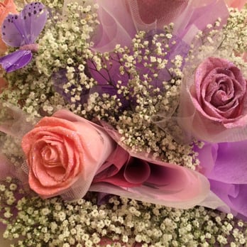 Floraland - A detailed look at the bouquet - Florists Near Me - Alhambra, California Floraland - A detailed look at the bouquet - Florists Near Me - Alhambra, California