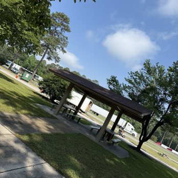 Johnston County Rest Area - Picnic area - Rest Stops Near Me - Selma, North Carolina