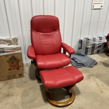 Alora's Upholstery - Furniture Reupholstery Near Me - Philadelphia, Pennsylvania