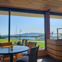 ANTHONY’S HEARTHFIRE GRILL – SQUALICUM HARBOR - Updated April 2025 ...