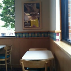Wendy's - dining room