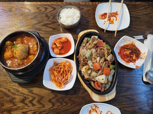 Hanyang Mart by null