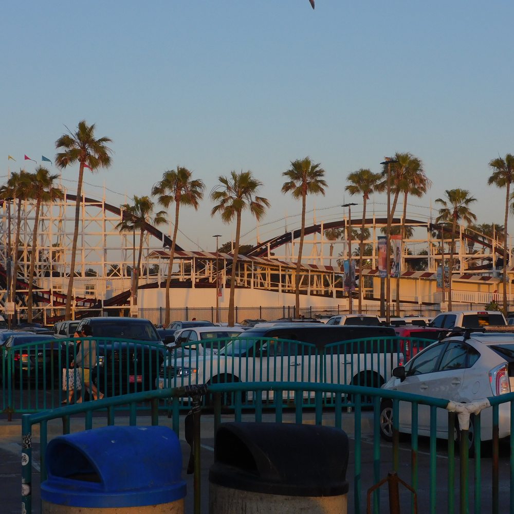 Mission Beach - For the many visitors that come to Mission Beach the nighty comes to life with bright lights and the sound of people on the roller coaster - Beaches Near Me - San Diego, California Mission Beach - For the many visitors that come to Mission Beach the nighty comes to life with bright lights and the sound of people on the roller coaster - Beaches Near Me - San Diego, California