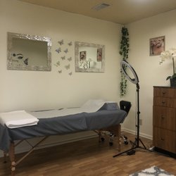 Eyebrow Plus - Lash Extensions
