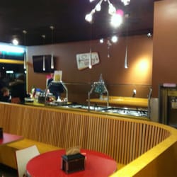 Sunny's Legendary Frozen Yogurt - Inside