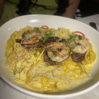 CVI.CHE 105 - 105 Linguini / Linguini 105 - Peruvian Near Me - Miami, Florida