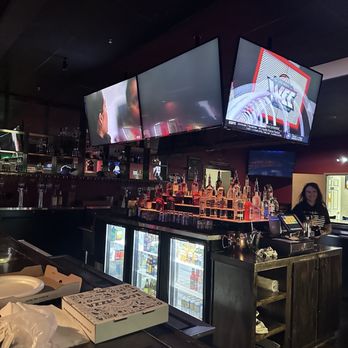 Bottoms Up Bar - Bars Near Me - Miramar Beach, Florida