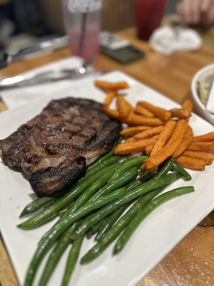 FARRAGUT BAR AND GRILL Updated October 2024 39 Photos & 12 Reviews