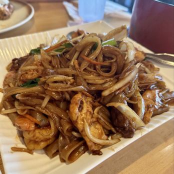 Red Ginger Restaurant - Chow fun - Chinese Near Me - Temecula, California