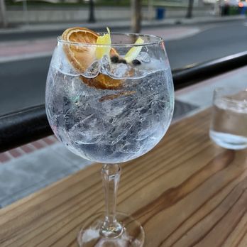 ZuZu - Gin tonic - Tapas Bars Near Me - Napa, California ZuZu - Gin tonic - Tapas Bars Near Me - Napa, California