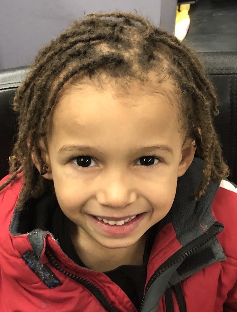 UNIVERSAL DESIGNS SALON Updated August 2024 18 Photos 2475