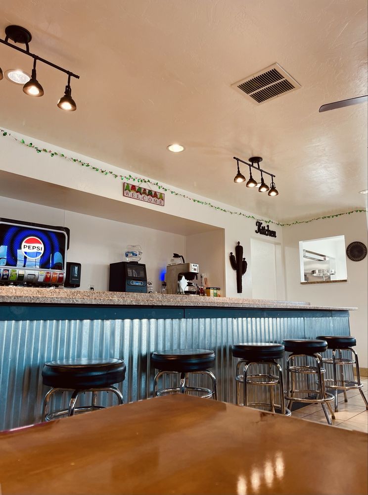 Byron Cafe & Restaurant 