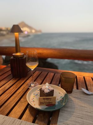 El Farallon by null