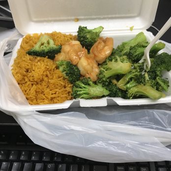 China Moon - Shrimp With Broccoli. Generous with the broccoli stingy with the shrimp - Chinese Near Me - Virginia Beach, Virginia China Moon - Shrimp With Broccoli. Generous with the broccoli stingy with the shrimp - Chinese Near Me - Virginia Beach, Virginia