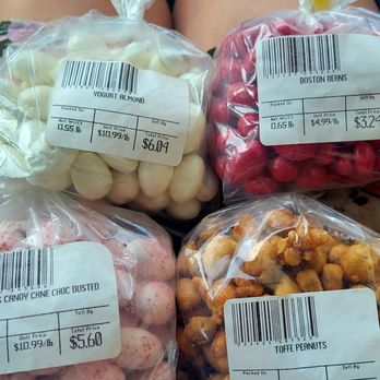 Sonoma Valley Fruit Basket - August 2023 - Fruits & Veggies Near Me - Sonoma, California Sonoma Valley Fruit Basket - August 2023 - Fruits & Veggies Near Me - Sonoma, California