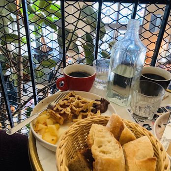Poinçon - Carb Course for Sunday Brunch - French Near Me - Paris, 01