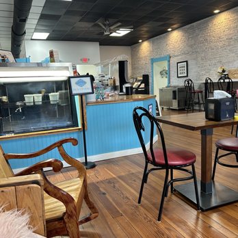 Sisters II Ice Cream - Inside - Ice Cream & Frozen Yogurt Near Me - Benson, North Carolina Sisters II Ice Cream - Inside - Ice Cream & Frozen Yogurt Near Me - Benson, North Carolina