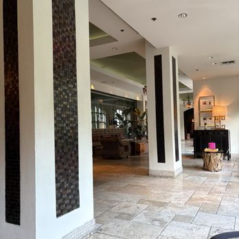 Hotel ZaZa Dallas Uptown - Interior - Hotels Near Me - Dallas, Texas