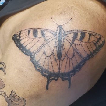 True Focus Tattoo - Tribute piece to my Mom.  I toom this pic in her garden before she passed.  Rei did her thing. - Tattoo Near Me - Las Vegas, Nevada